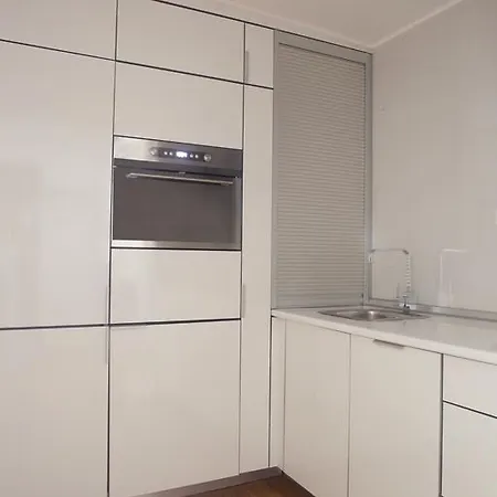 Orange 3 House - Principe Real Daire